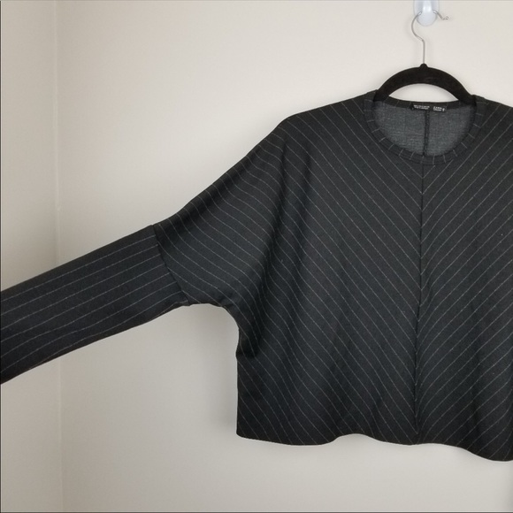 Zara cropped pinstripe longsleeve top - Small - Picture 2 of 5